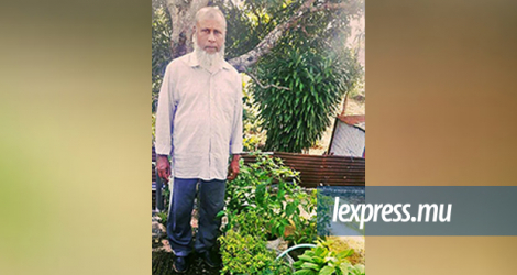 Farook Dowlut voue une véritable passion à ses plantes, qui, en retour, lui apportent du bonheur.
