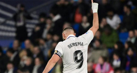 L'attaquant français Karim Benzema après un but sur penalty pour le Real face à Elche, le 15 février 2023 à Madrid.