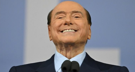 L'ex-Premier ministre italien Silvio Berlusconi, lors d'un meeting électoral à Rome le 22 septembre 2022. afp.com - Alberto Pizzoli