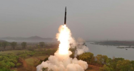 Tir d'un missile balistique nord-coréen, le 13 avril 2023.