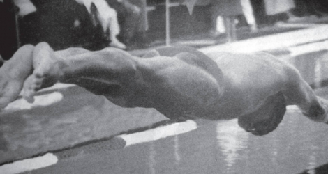  Sultan Beeharry au moment de s’élancer au 100m brasse aux JIOI 2015, à la piscine Serge-Alfred.