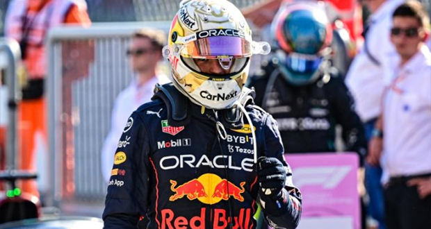 Le pilote néerlandais Max Verstappen (Red Bull) après sa victoire au GP d'Italie, à Monza, le 11 septembre 2022.
