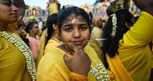 Les hindous de Malaisie célèbrent la fête de Thaipusam avec ferveur