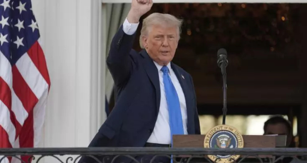 Donald Trump ferme le territoire américain aux ressortissants de 12 pays