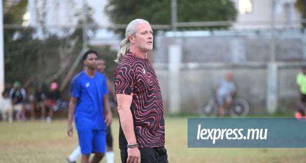 On Vacation in Mauritius: Emmanuel Petit Inspires Our Youth