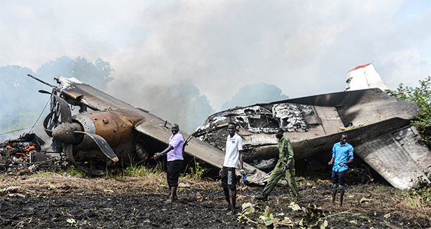 20 morts dans le crash d'un avion