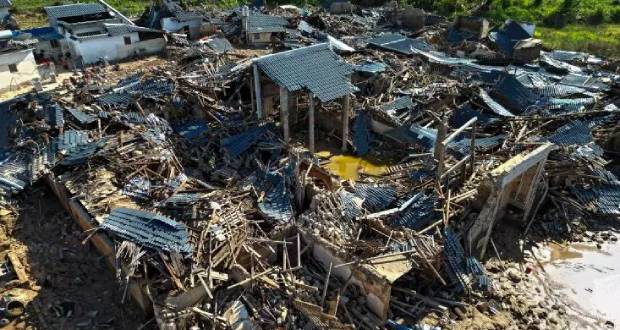 Le bilan grimpe à 38 morts