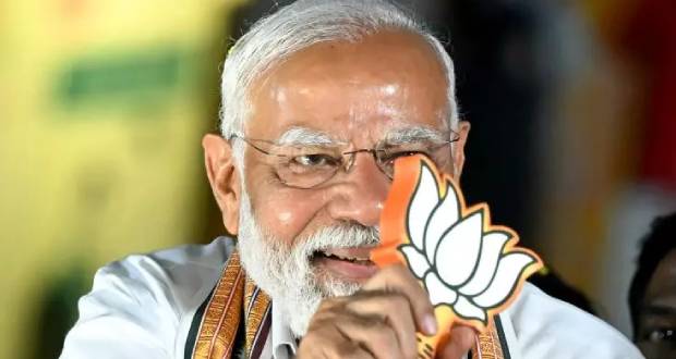 Sans majorité absolue, Modi en pourparlers avec ses alliés
