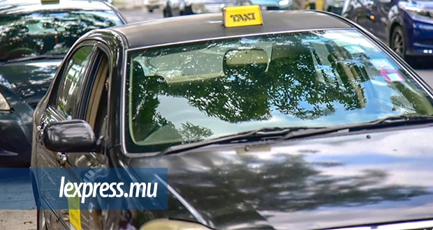 Un chauffeur de taxi agressé par trois jeunes, dont un mineur de 17 ans