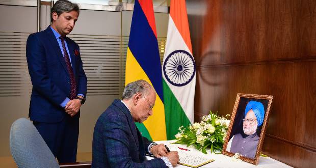 Navin Ramgoolam : «C'est un jour triste pour l'Inde aussi bien que pour Maurice»