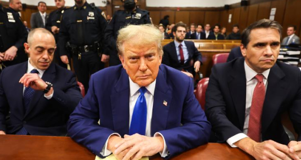 Au procès Trump, dernière chance pour la défense de faire flancher l'accusateur numéro un