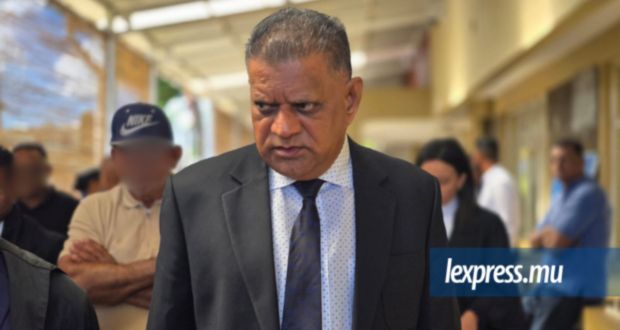 Nouvel échange d’affidavits en Cour suprême