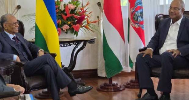 Ramgoolam inaugure une nouvelle ère avec le président Herminie
