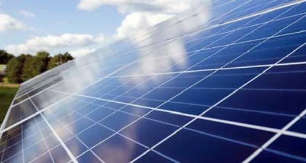 Le CEB met en garde contre les systèmes photovoltaïques non autorisés ou non enregistrés