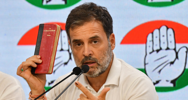 Le chef de l'opposition Rahul Gandhi réélu député
