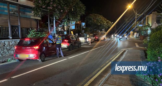 Opération coup de poing à Flic-en-Flac : Les automobilistes avertis ...