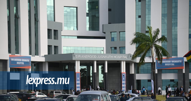 Un commerçant menacé de mort et blessé avec une barre de fer