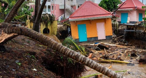 La Guadeloupe en vigilance rouge à l'approche d'une tempête tropicale