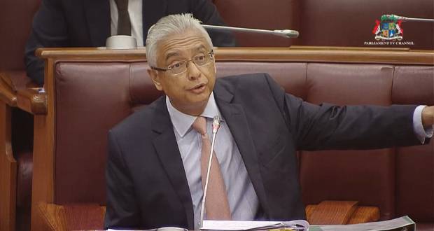 Pravind Jugnauth de retour de Londres
