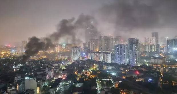 14 morts dans l'incendie d'un immeuble du centre d'Hanoï