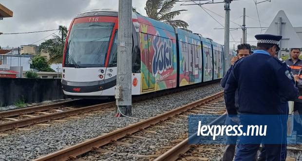 Un piéton percuté par le tram à Sadally, Vacoas