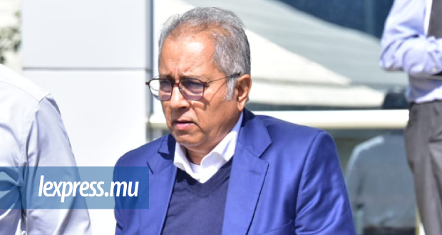 L’ex-CEO de la SBM Prem Mungar conteste son arrestation en Cour supreme