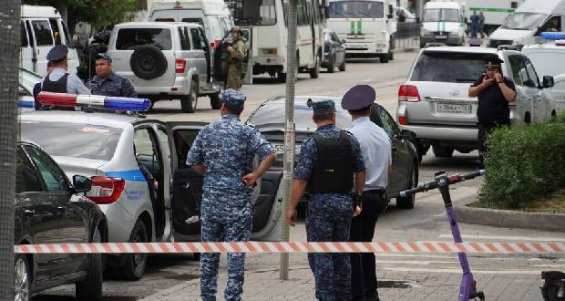 Trois blessés dans une nouvelle attaque au marteau dans une école