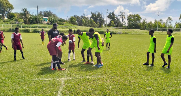 Rugby: début de la deuxième partie cette semaine