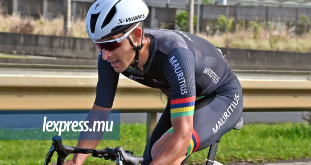 Cyclisme: Alexandre Mayer heurté par un camion à Midlands