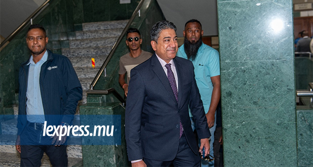 L’accusation provisoire de complot contre Sherry Singh rayée