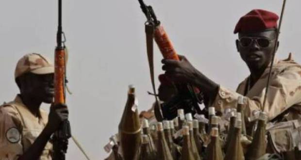 Une frappe des paramilitaires fait des dizaines de morts dans le sud du pays