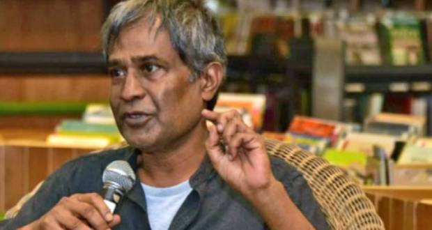 Overview: Barlen Pyamootoo: 'We Had to Save the Trou-d’Eau-Douce Book Festival'