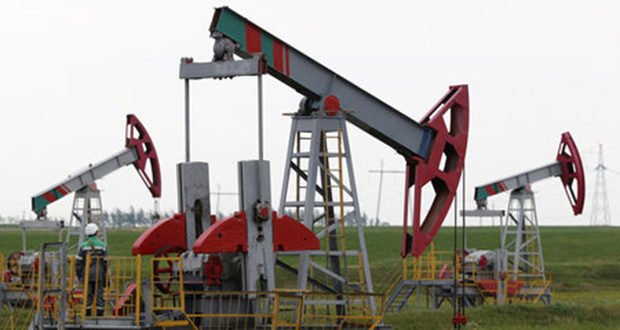 Le pétrole tiré dans le rouge par une possible trève à Gaza