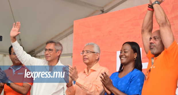 Pravind Jugnauth : «On met l’argent entre vos mains, lui, il ramasse dans ses coffres»