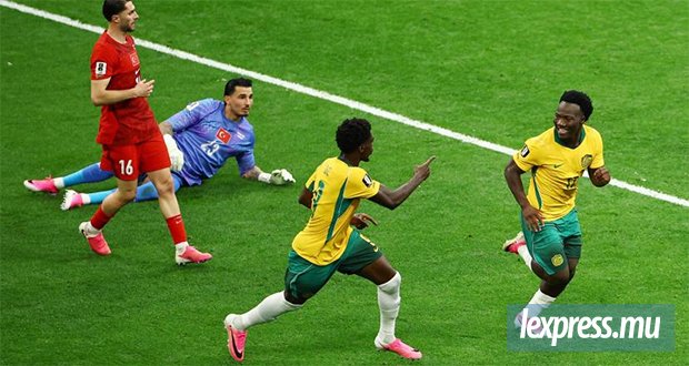 Groupe D : Les Socceroos créent la surprise en dominant la Turquie (2-0)