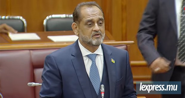 Reza Uteem, ministre du Travail : Courage, responsabilité et solidarité