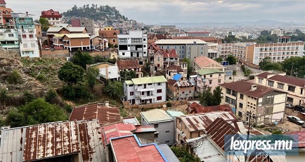 L'État déploie 400 hommes à Antananarivo