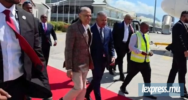 Navin Ramgoolam a achevé sa visite aux Seychelles
