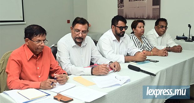 Les syndicats réclament 18 % d’augmentation et la révocation de la «Group CEO» Ramdewar
