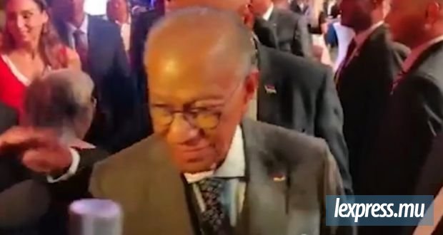 Navin Ramgoolam : «Fer li rapel kan li ti minis finans li ti koz siblaz lor pansion»