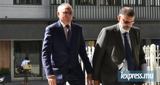 Charge provisoire de blanchiment : la défense conteste l’existence d’un soupçon raisonnable