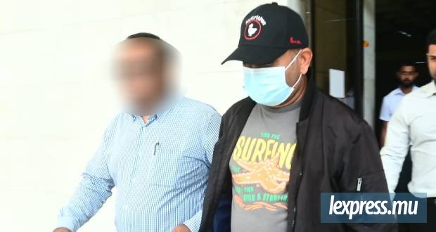 Pas de libération sous caution pour Seewoo et Deoojee, la FCC craint une interférence avec les témoins
