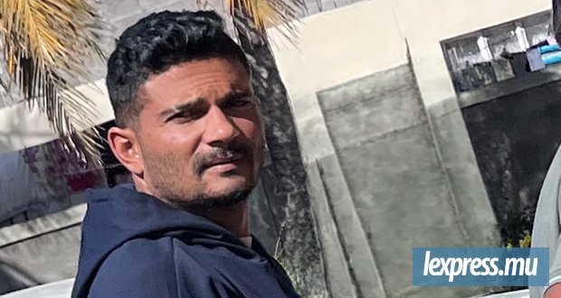 L'attente en cellule  de «Kris» Chimajee se prolonge