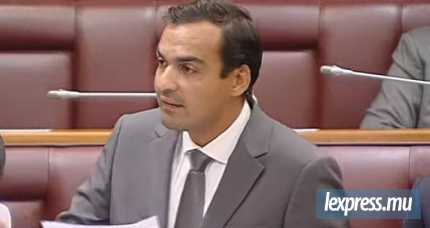 Adrien Duval réclame des délais pour la réforme constitutionnelle