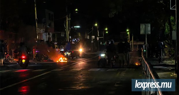 Vingt-six arrestations mercredi, une soirée relativement calme