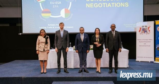 Un accord de libre-échange historique conclu ce mercredi