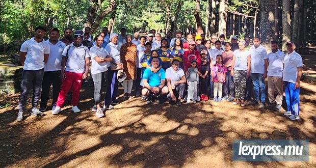 Le «plogging» rassemble citoyens et associations pour une forêt plus propre