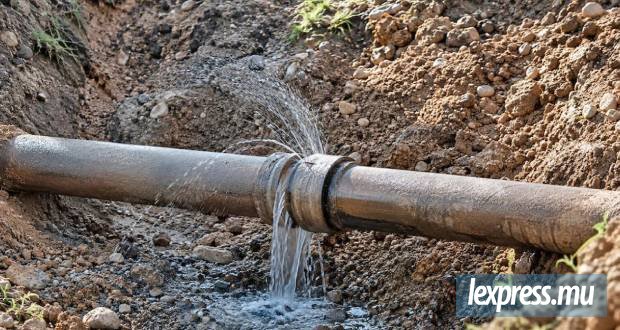 Crise de l’eau : Deux experts synthétisent des solutions