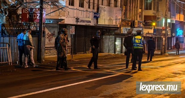 Une nuit calme sous haute surveillance