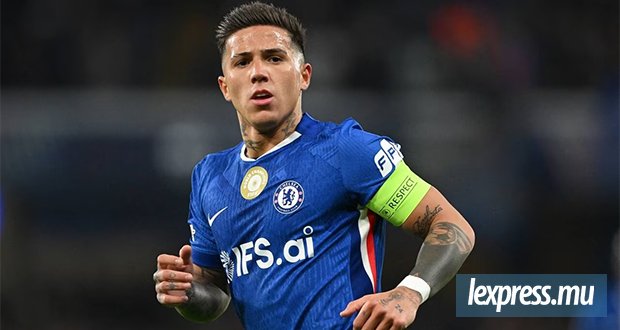 Manchester City prêt à débourser 140 millions d'euros pour Enzo Fernandez